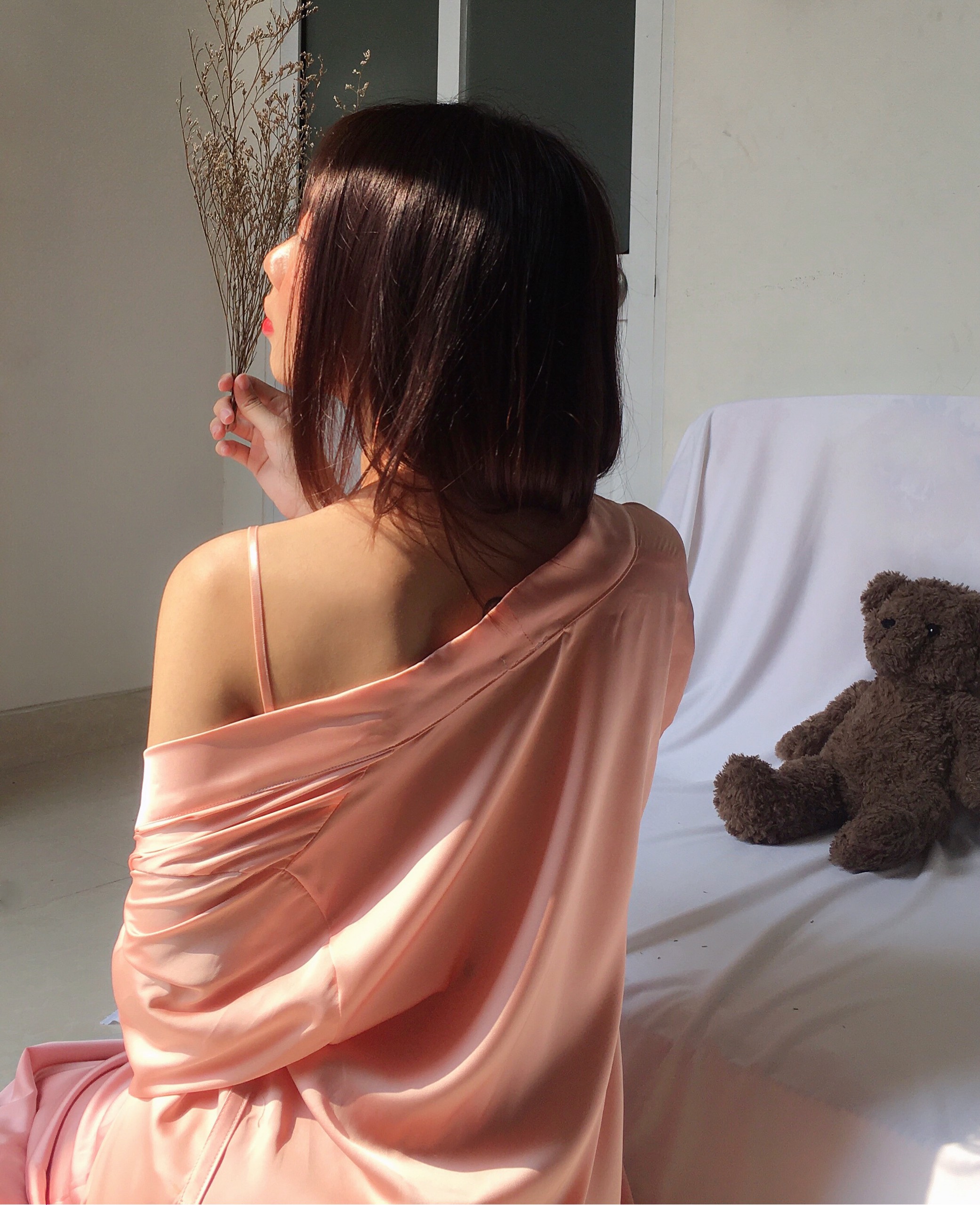 [HATU SLEEPWEAR] Váy ngủ lụa dáng dài Elsa phối ren -Màu hồng tặng kèm quần chip ren