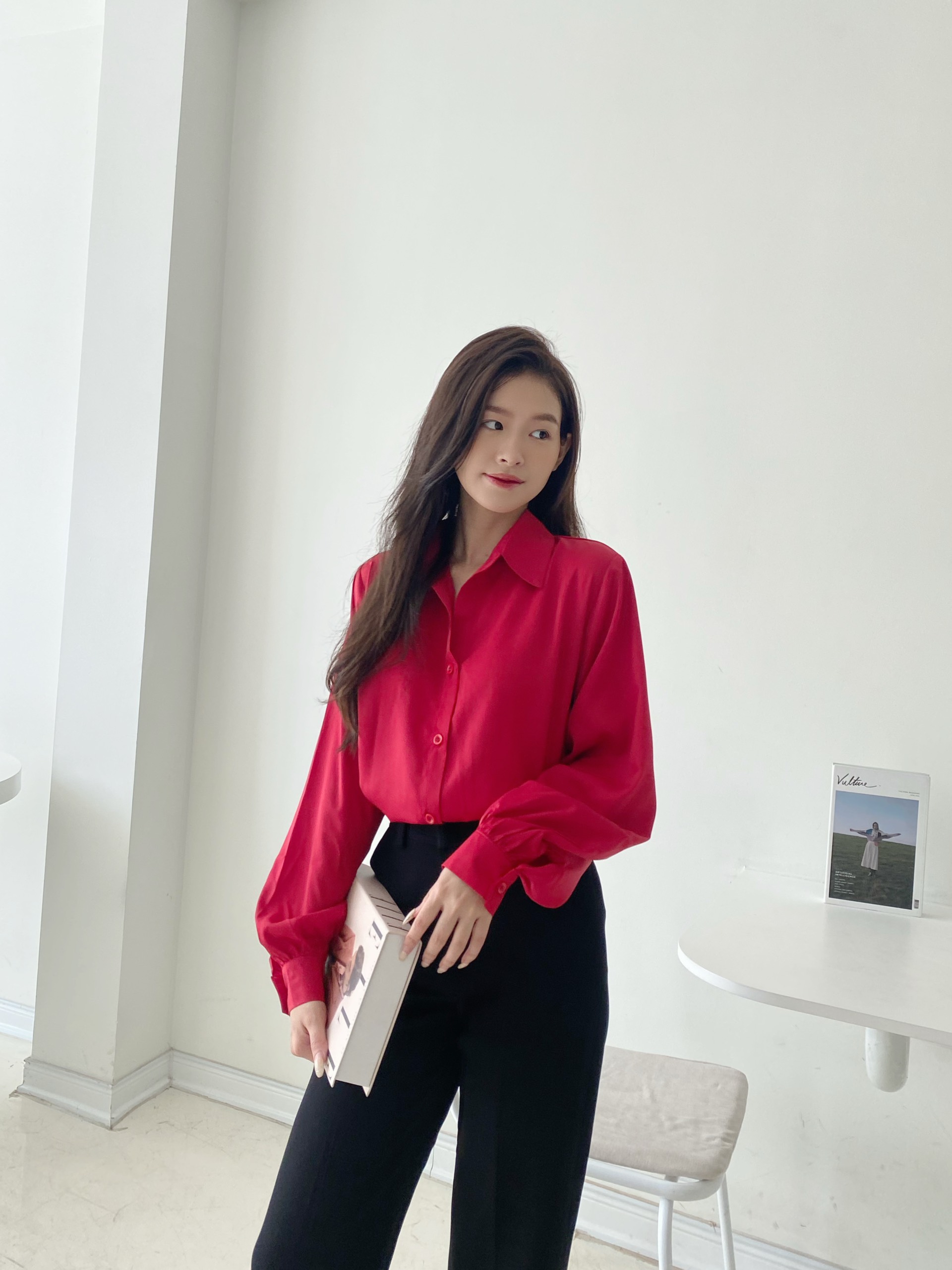 YU CHERRY | Áo sơ mi nữ tay bồng đuôi cá Freesize Basic Shirt YA432