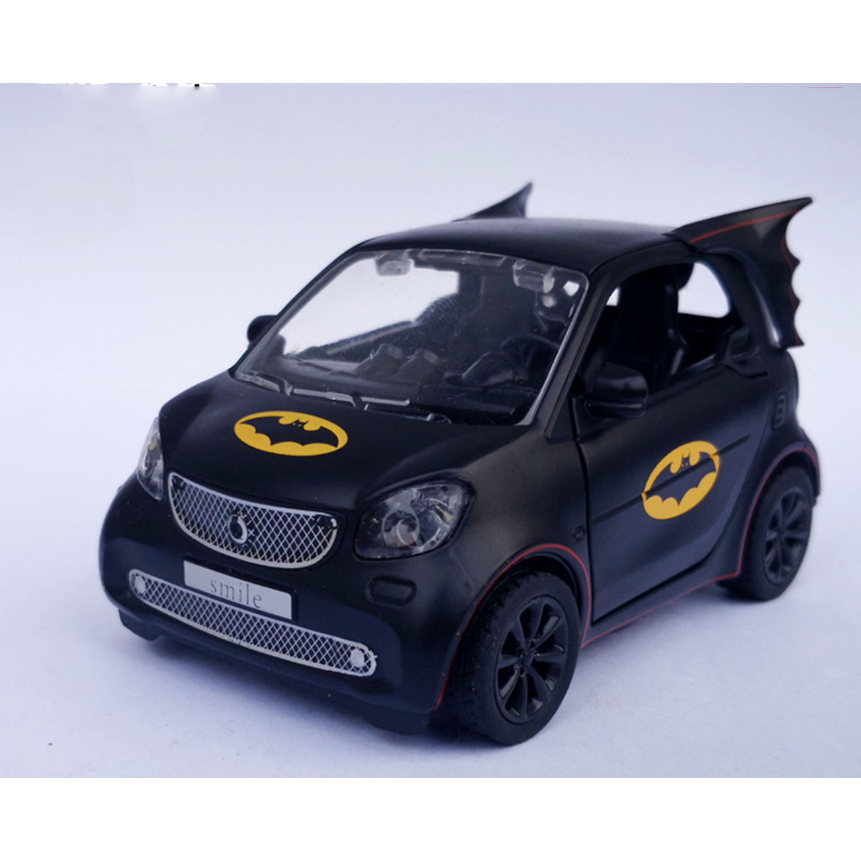 Mô hình xe oto siêu nhân Batman 9x5.8x5cm - Đen