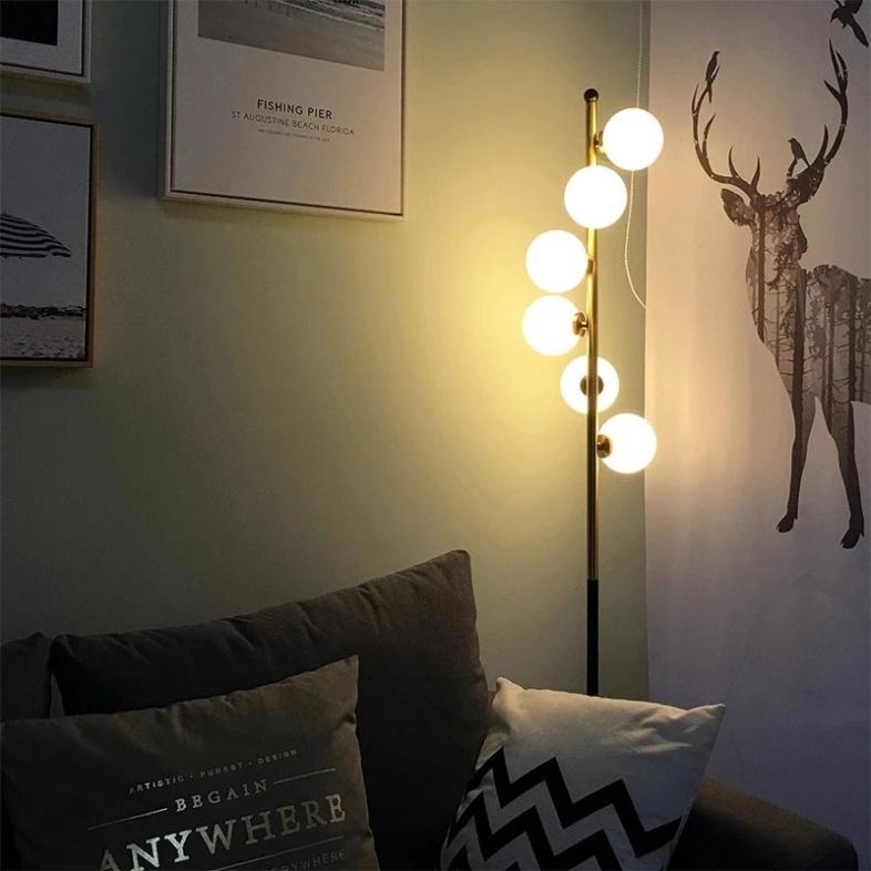 Đèn cây 6 bóng thủy tinh trắng đục - decor - đèn đứng 6 bóng - đèn phong cách Bắc Âu đơn giản dạng xoắn ốc