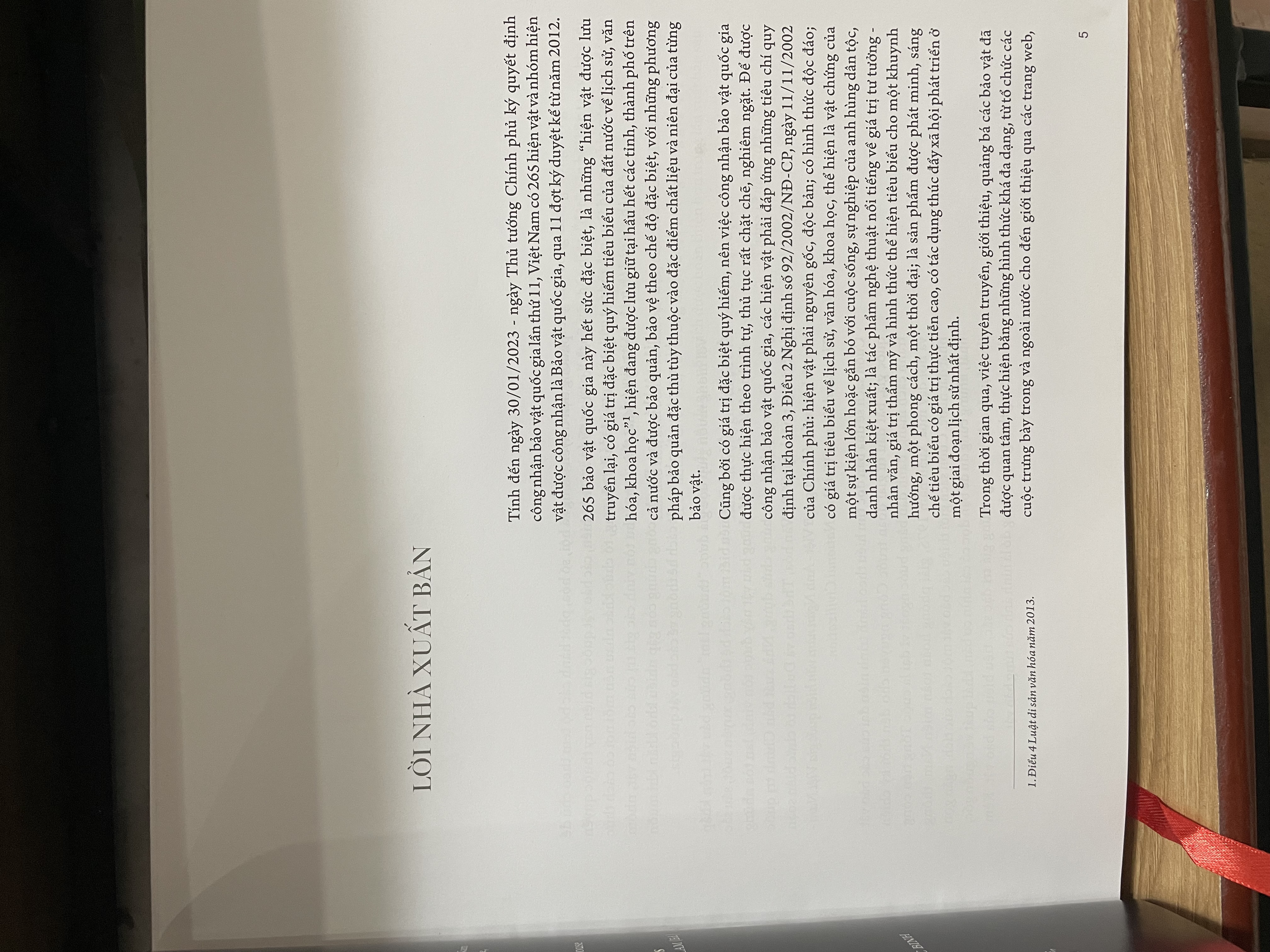 Ngàn năm văn hiến quốc gia Việt Nam (Bìa cứng in màu)