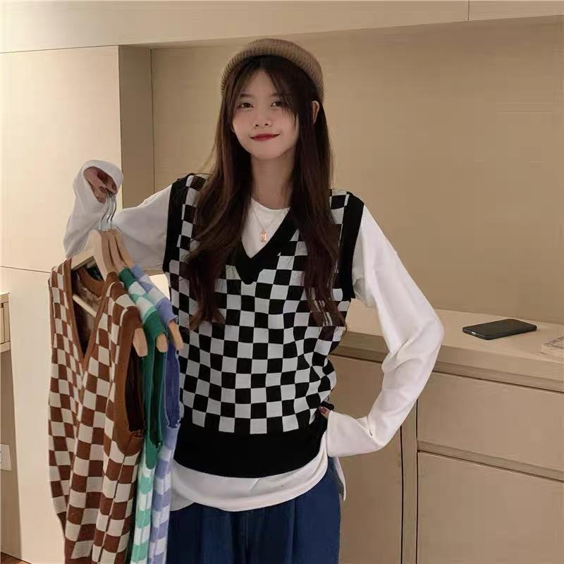 MS871 Áo gile len nữ kẻ caro cổ tim Hàn Quốc