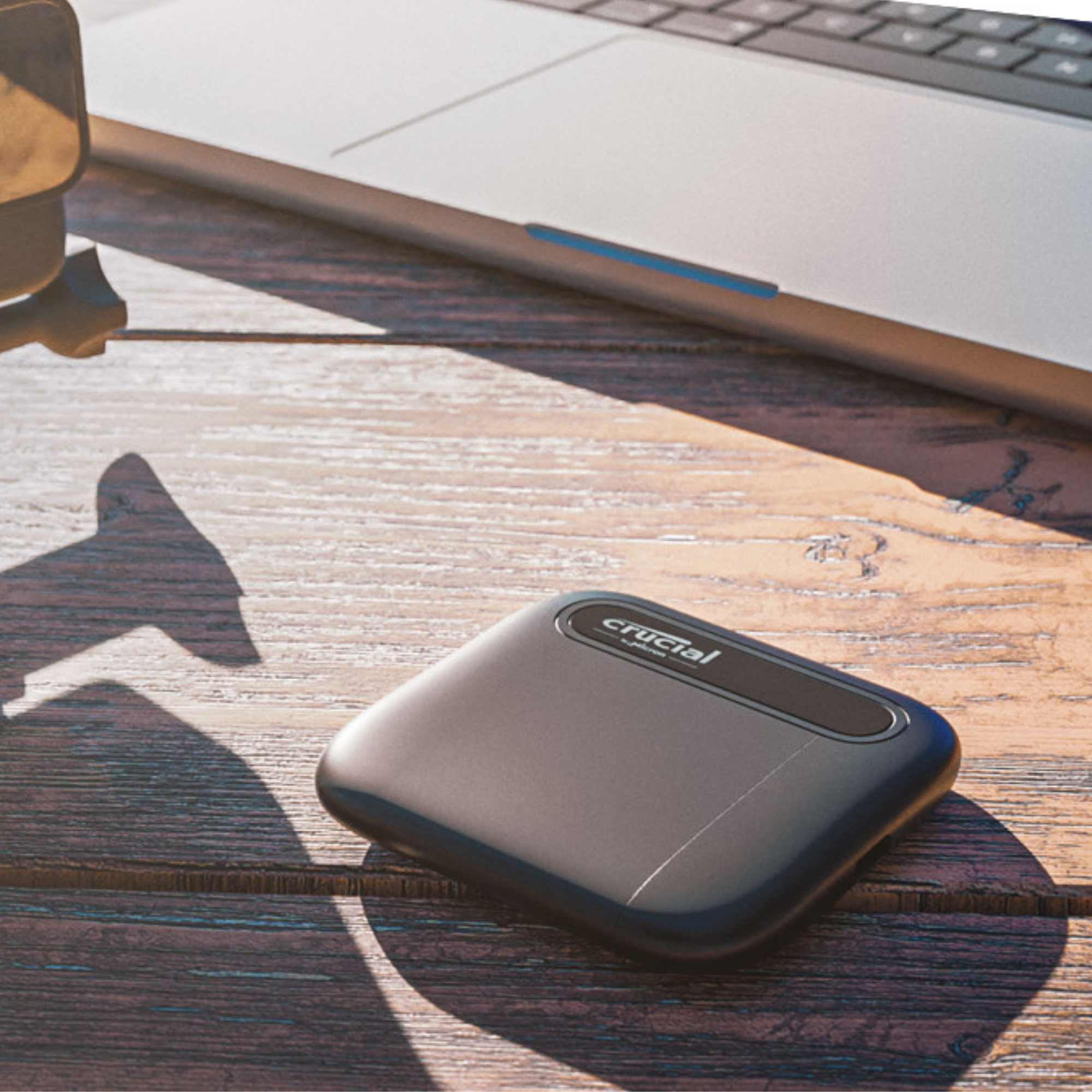 Ổ cứng di động 2TB External SSD Crucial X6 USB 3.2 Gen 2 Type-C CT2000X6SSD9 - Hàng chính hãng
