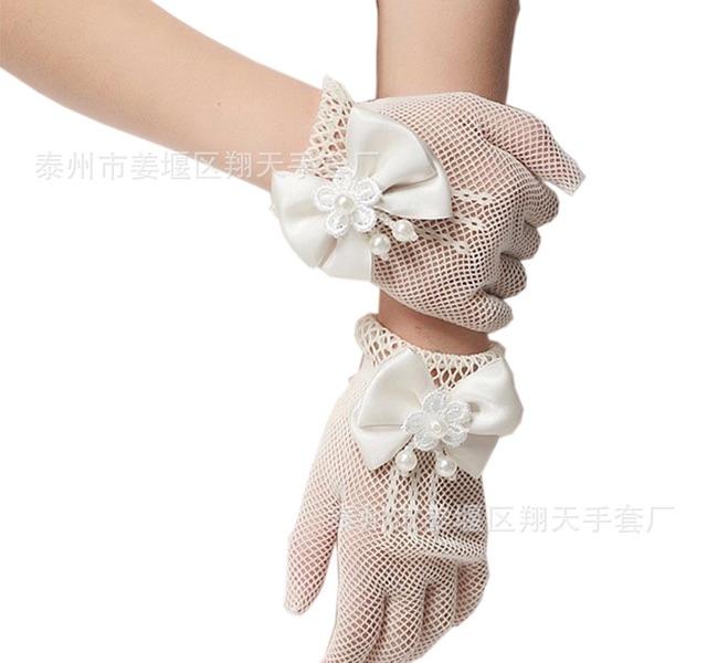 Găng tay cô dâu phụ kiện cưới Giang găng lưới kín ngón đính nơ lớn hạt trai