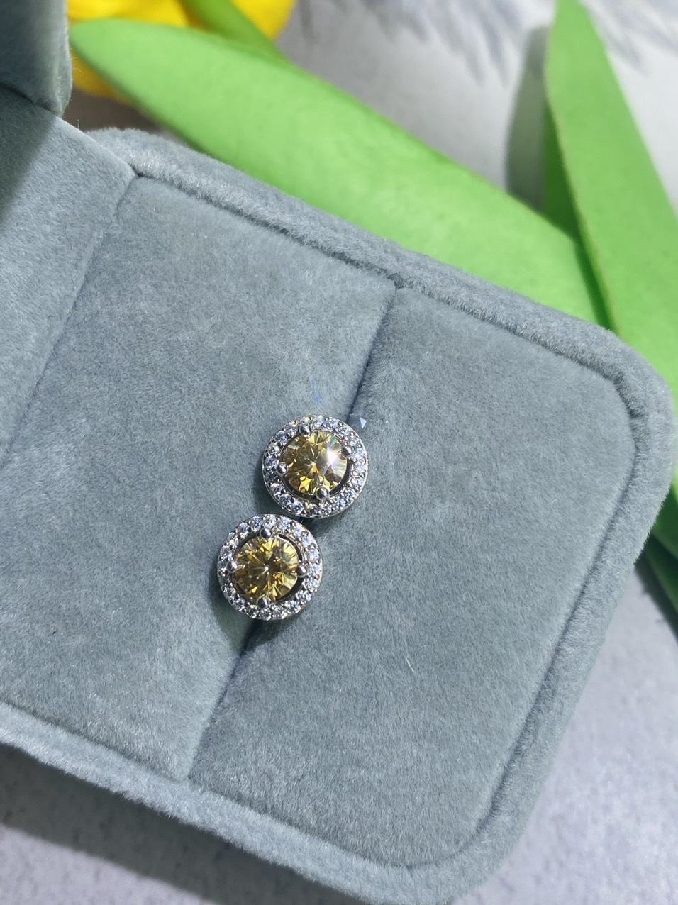 Hoa tai Bạc 925 xi Kim viên chủ Kim Cương nhân tạo Moissanite hạt 0.5 carat - RE0.9.7.6
