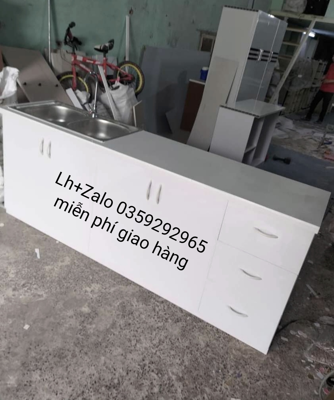 Tủ bếp mini nhựa đài Loan mặt gạch có chậu rửa
