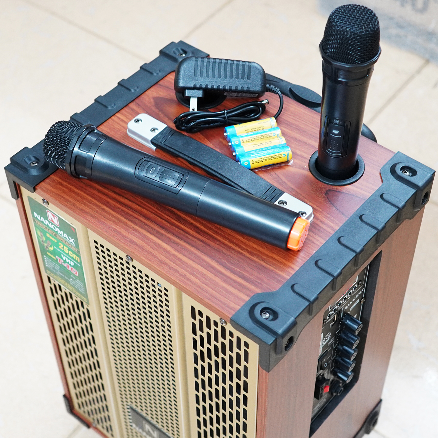 Loa Kéo Karaoke Mini Nanomax T-10 Bass 2.5 Tấc 25cm Công Suất 200W Có Đọc USB Thẻ Nhớ Hàng Chính Hãng