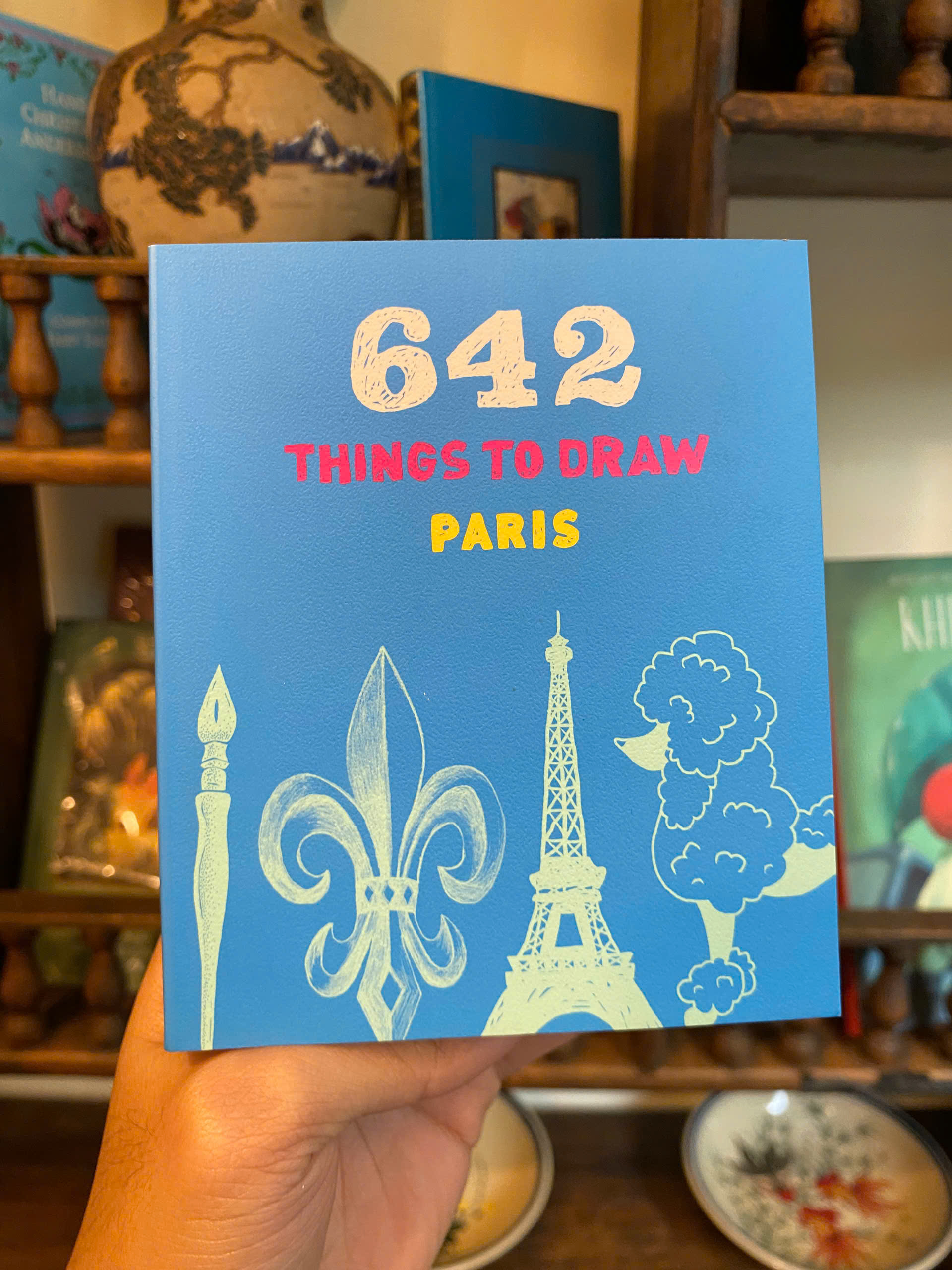 Sách - 642 Things to Draw: Paris | Inventive Sketchbook (Pocket Size) | Ngoại văn Nhập khẩu