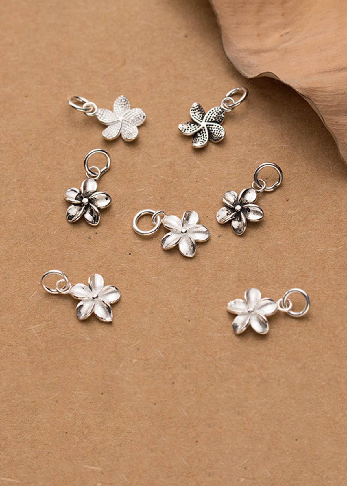 Combo 2 cái charm bạc hình hoa năm cánh treo - Ngọc Quý Gemstones