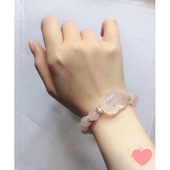 HỒ LY TAM VỸ HỒNG