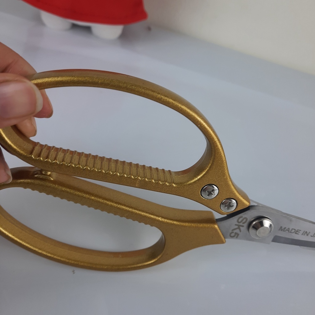 Kéo Nhà Bếp Đa Năng SK5 Nhật Bản Cắt Gà Vịt, Cắt Cành, Tỉa Lá, Cắt Giấy, Cắt Vải Loại 1 - Giao màu ngẫu nhiên
