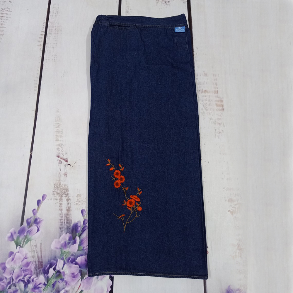 Váy Chống Nắng Jean Nữ Vải Cotton Dày Dặn Có Túi Và Nút Bấm JHT109