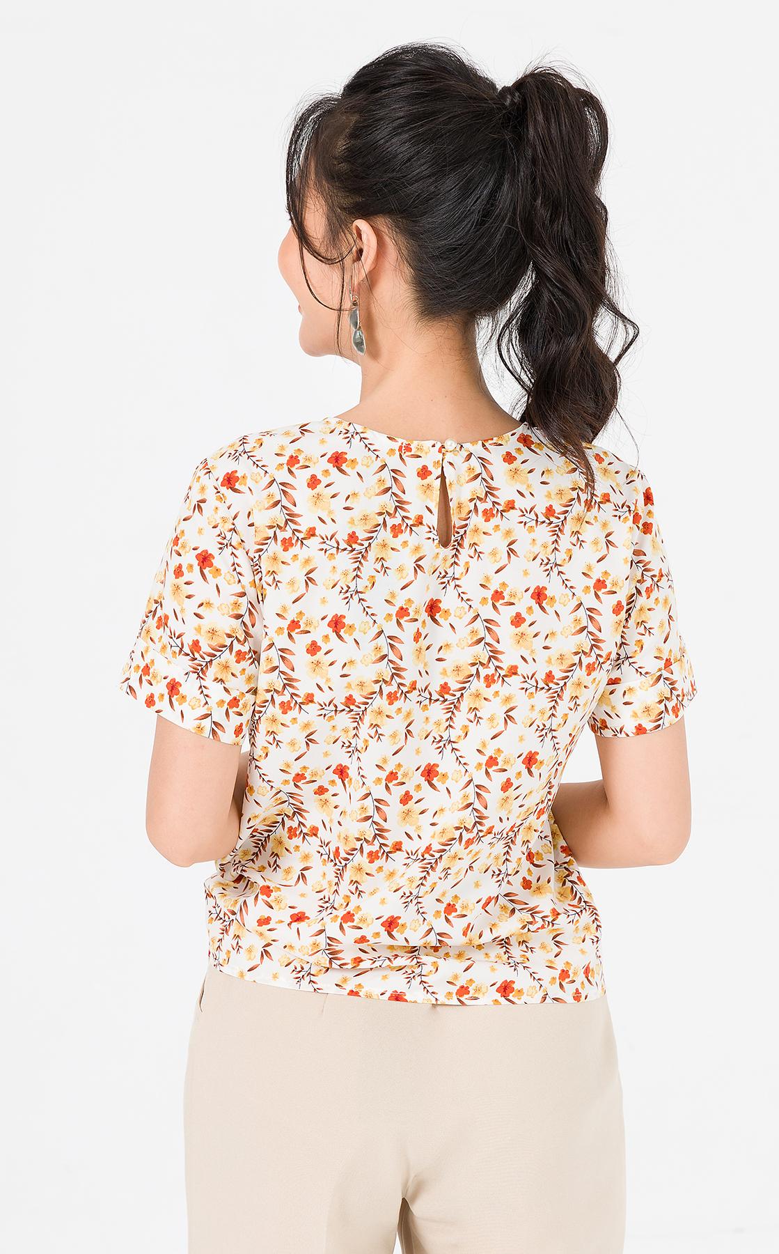 Áo nơ eo, tay lơ vê LAMER L61B20H014-F1541 (Trắng Họa Tiết Nâu