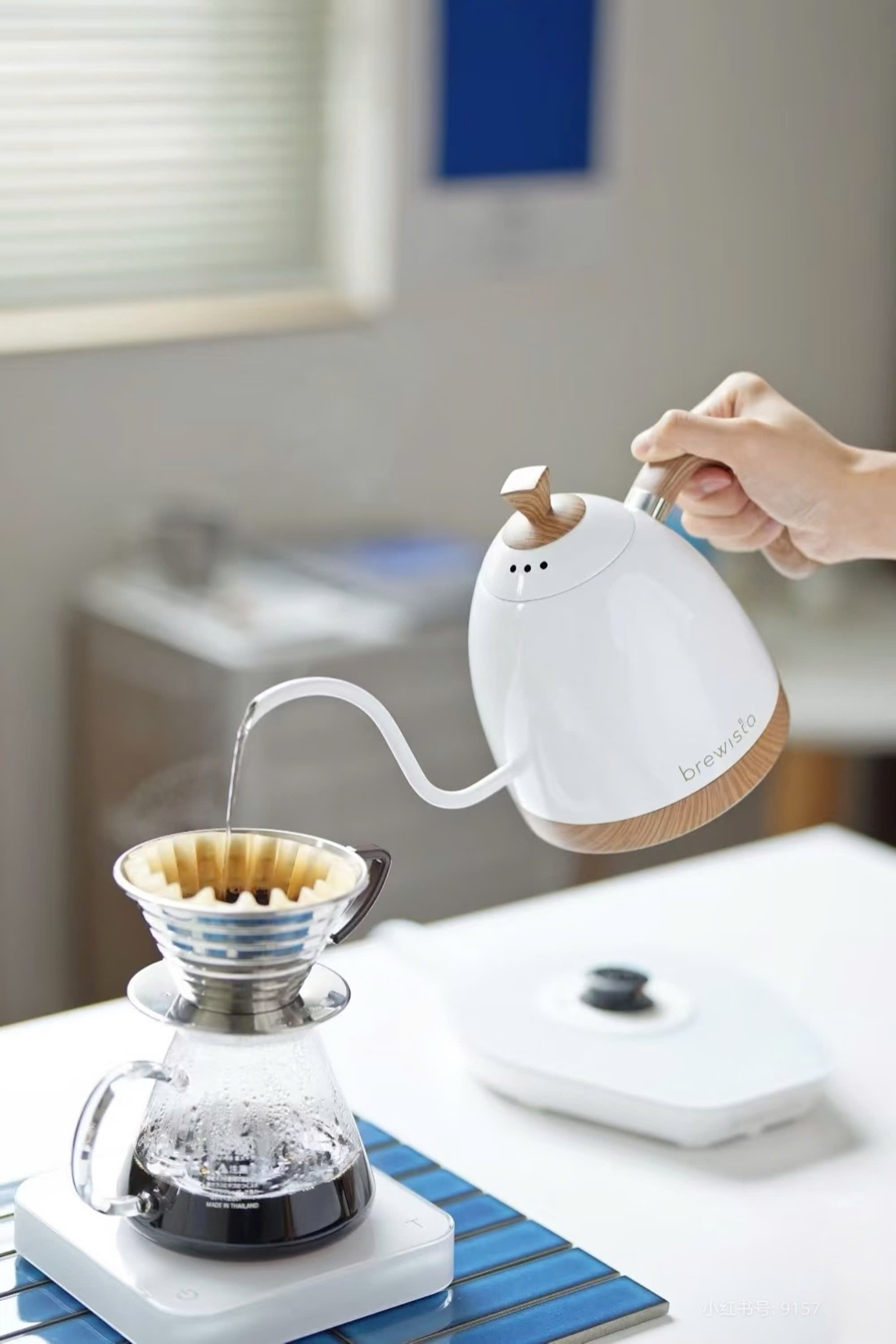 Hàng chính hãng ấm đun rót cà phê Brewista Artisan 600ml Gen 3 Pro 1500w