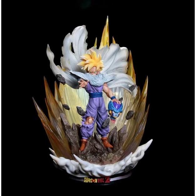 Mô hình Gohan saiyan tóc vàng áo choàng có Led - Dragon ball