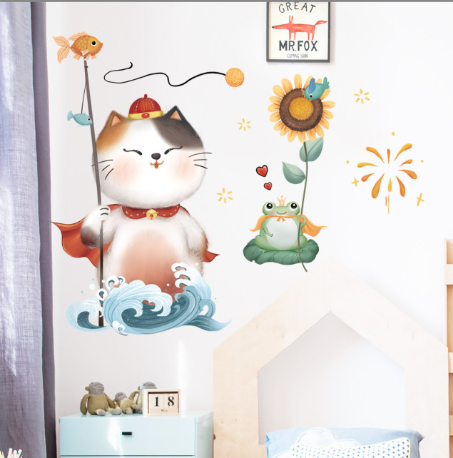 Decal trang trí tường - Mèo thần tài và hoàng tử ếch