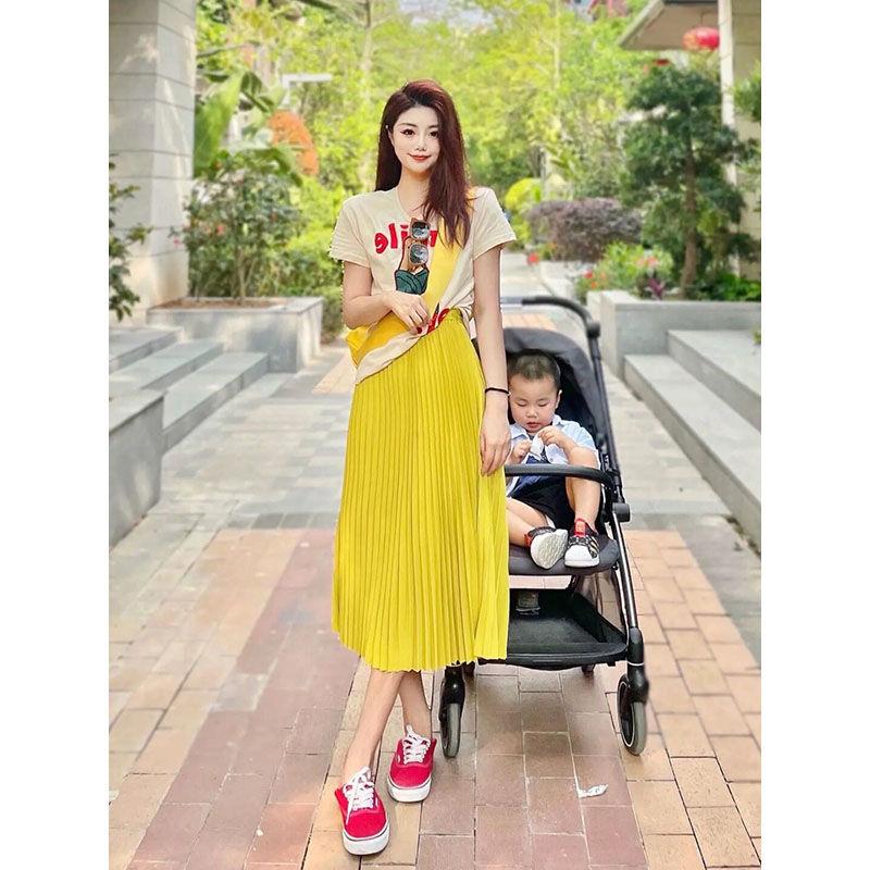 TOBE1SHOP Váy Hồng Kông nhẹ nhàng, hoạt bát, áo thun ngắn tay, thắt lưng mềm mại, váy xếp nếp, con cái mùa hè.