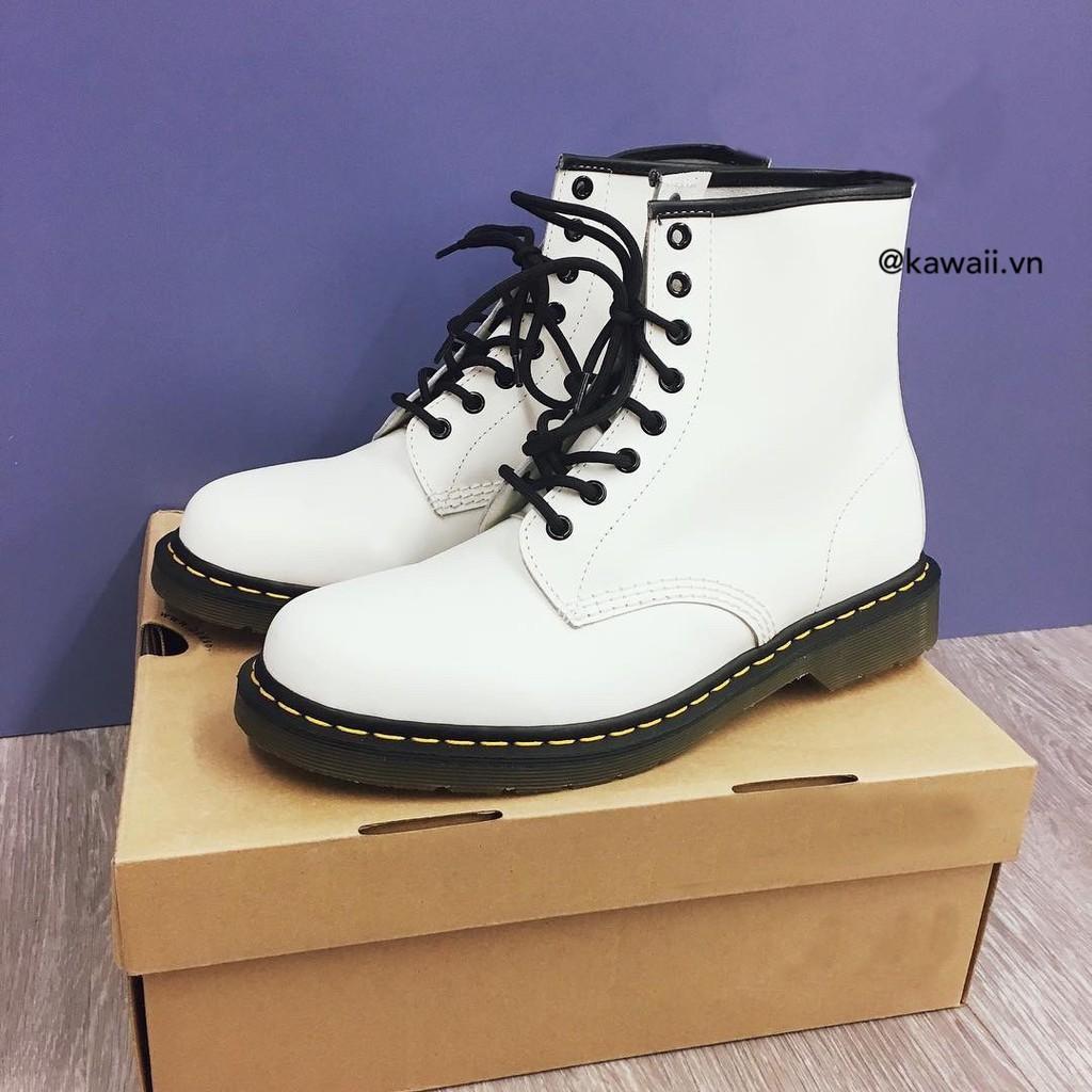 GIày SARAH BOOTS cổ cao chất da cao cấp màu trắng 8 nút