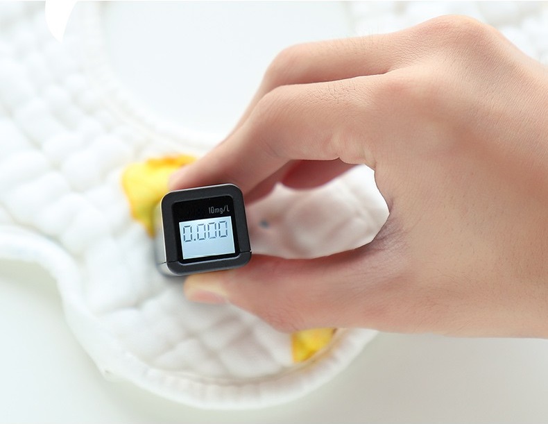 Set 2 Yếm Tròn Vải Xô 6 Lớp Có Nút Bấm Siêu Thấm Hút