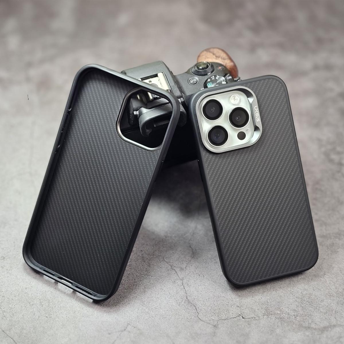 Ốp lưng chống sốc vân carbon fiber cho iPhone 15 Pro Max / 14 Pro Max / 13 Pro Max hiệu Likgus Defender trang bị viền camera kim loại, cạnh ốp dẻo TPU - Hàng nhập khẩu