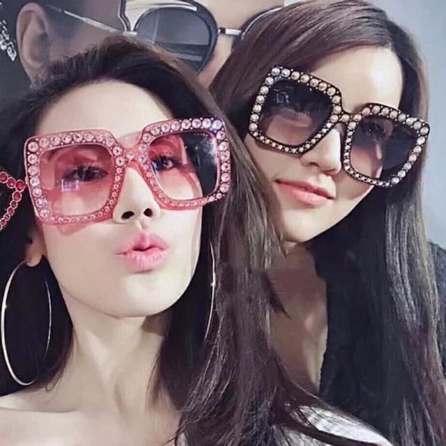 KÍNH RÂM VUÔNG SANG CHẢNH GM CAO CẤP ĐÍNH ĐÁ VIỀN HOTTREND
