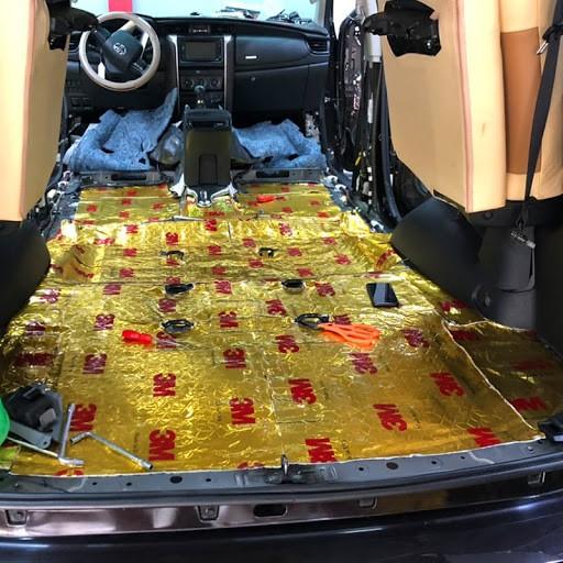 Combo 2 tấm cách âm 2 lớp cao su non dày 3mm làm hốc bánh hoặc sàn xe chống ồn từ gầm và sàn ô tô cao cấp