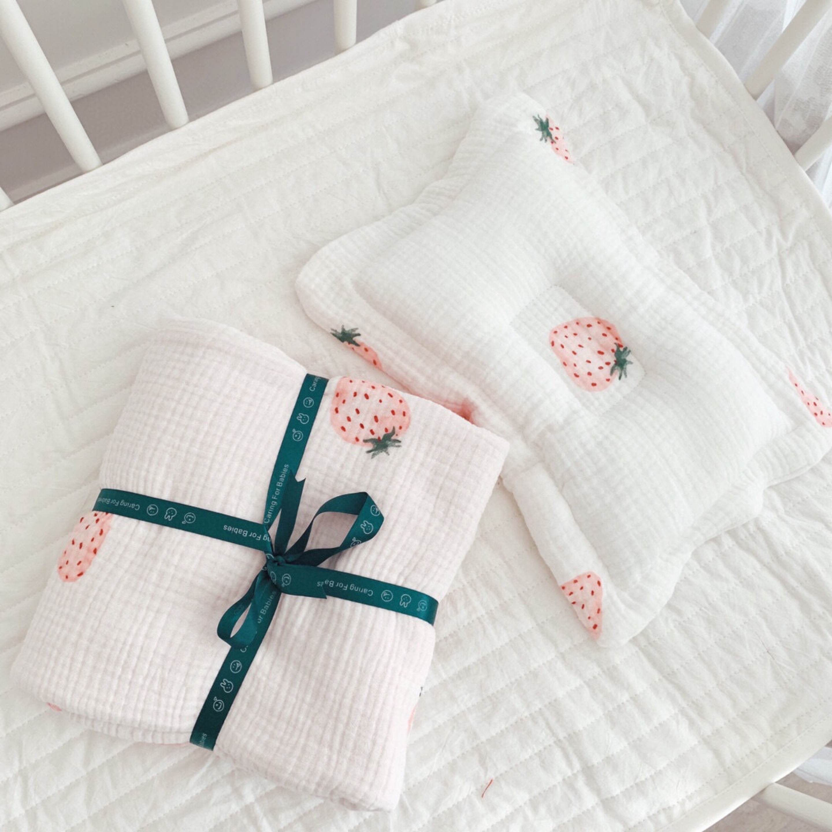 Bộ Chăn Gối Cotton Sợi Tre Cao Cấp Cho Bé