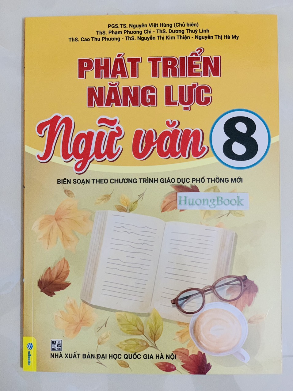 Sách - Phát Triển Năng Lực Ngữ Văn 8 - Biên Soạn Theo Chương Trình GDPT Mới