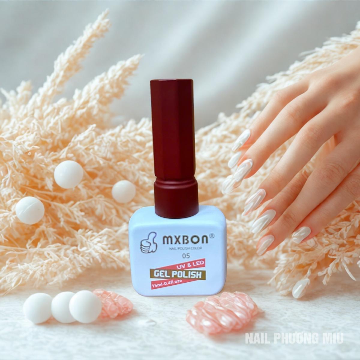 Sơn Gel Lẻ MXBON Số 5 Màu Đỏ Đô Tôn Da Mẫu Chai Mới Làm Nail Siêu Đậm Mướt, Bóng Mượt, Độ Bám Móng Cao, Lên Chuẩn Màu Ngay Từ Lớp Sơn Đầu Tiên