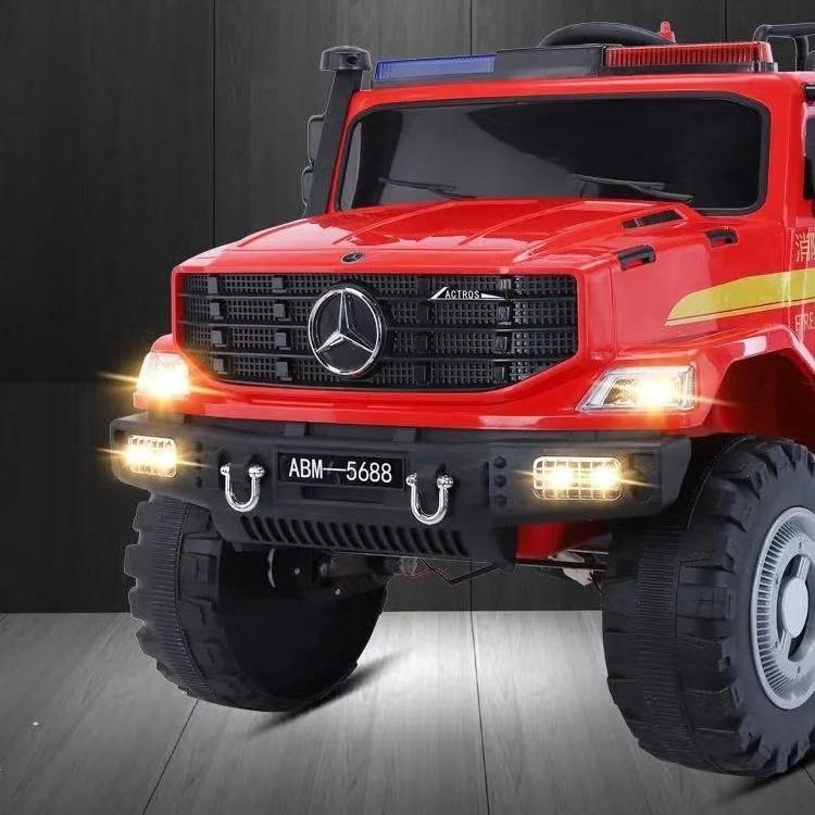Xe ô tô điện cho bé MERCEDES G650 4 động cơ 2 ghế ngồi đèn nhạc kết nối USB/Bluetooth/Mic điều khiển từ xa
