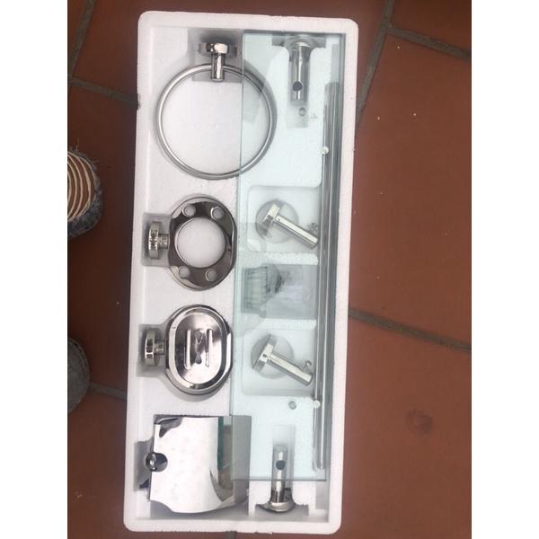 Bộ phụ kiện 06 món nhà tắm inox 304