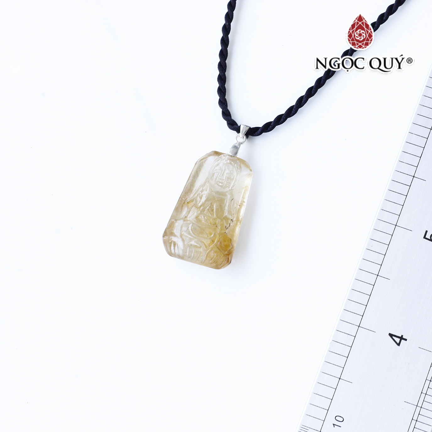 Mặt dây chuyền phật bà thạch anh tóc vàng 27x16mm mệnh thủy, kim - Ngọc Quý Gemstones