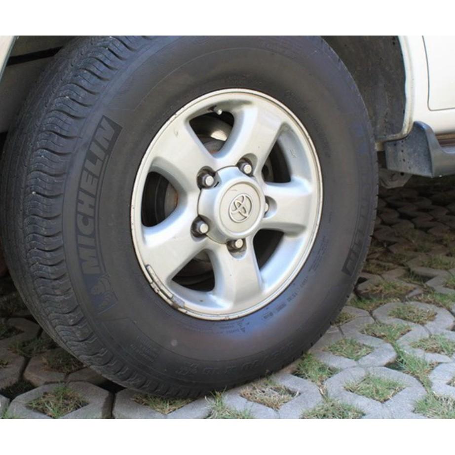 Logo chụp mâm, ốp lazang bánh sau xe ô tô Toyota Land Cruiser 1998-2002: Mã sản phẩm TY-031