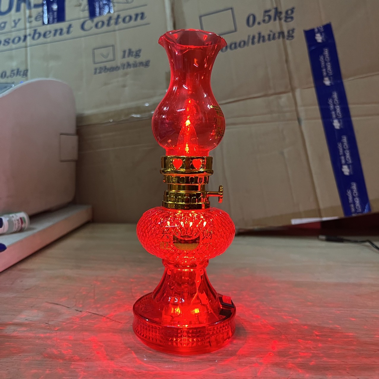 Đèn dầu chạy pin có công tắc cao 21cm – Bóng LED, KIỂU 2
