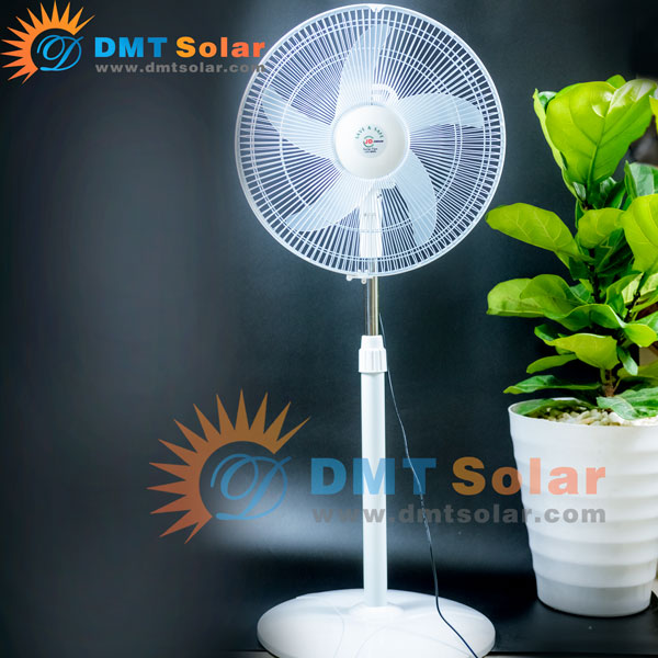 Quạt đứng năng lượng mặt trời cao cấp S8800L
