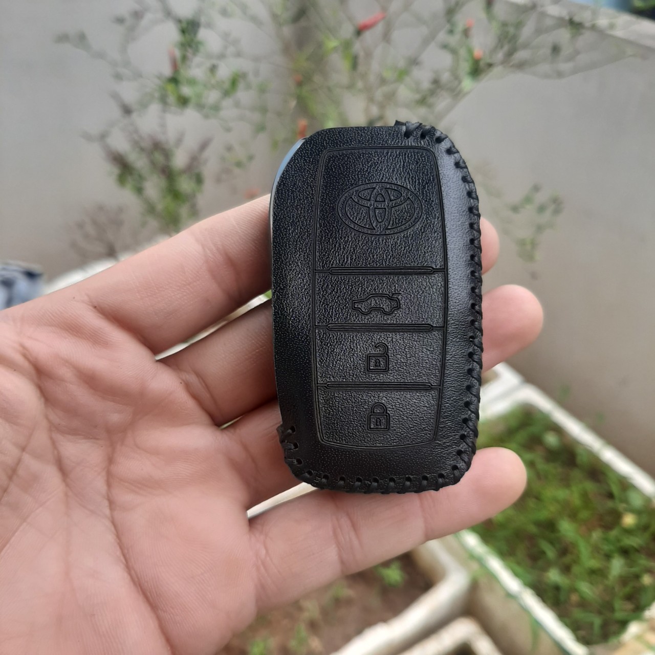 Bao da chìa khóa chìa độ Toyota, chìa như hình (3 nút và 4 nút) . da bò thật. bảo hành 2 năm