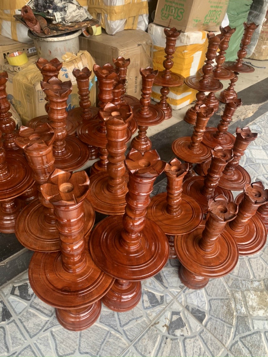 Cặp chân đèn gỗ hương cao 60cm