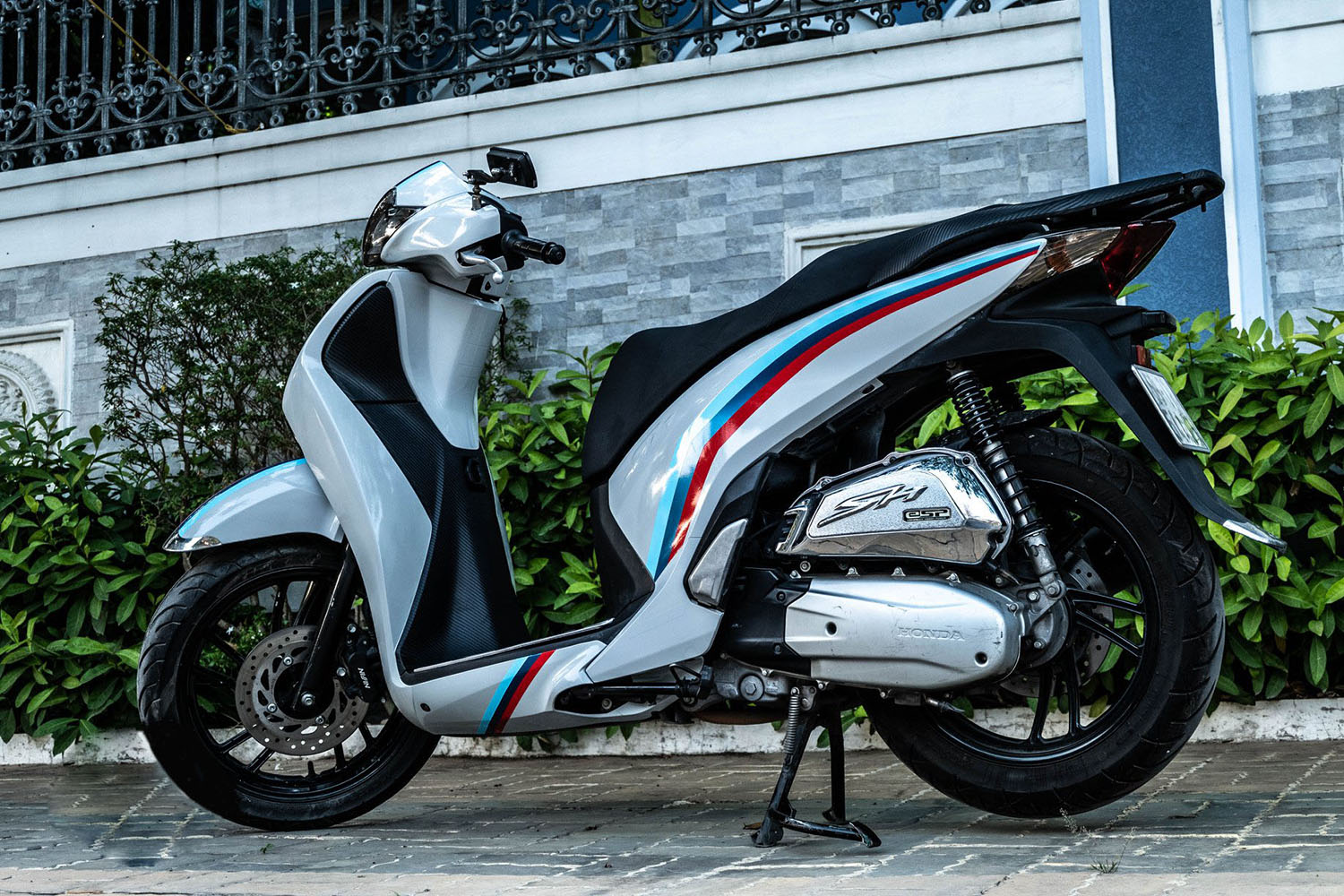 Tem rời SH 150i Red Blue Lighting