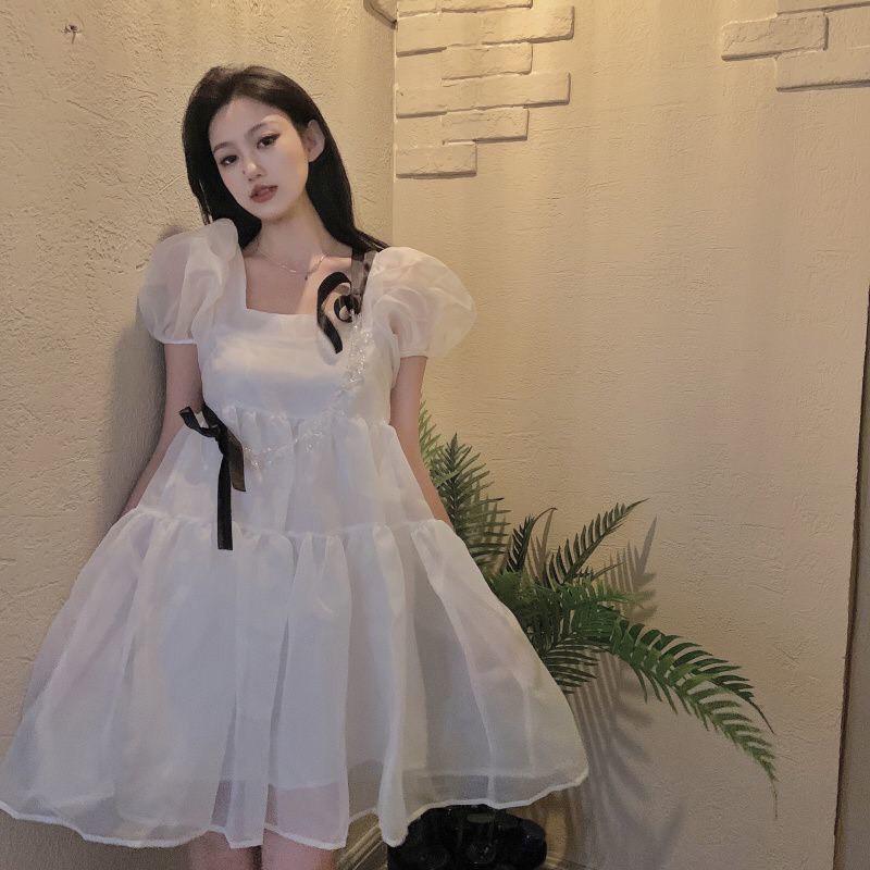 Váy công chúa kèm nơ đen