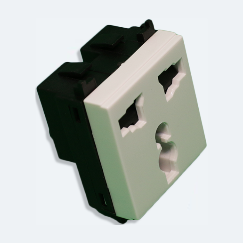 Ổ cắm đơn đa năng 13A, size M (F1426UAM_WE)