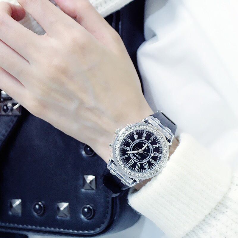Đồng hồ đeo tay thời trang hakiko nam nữ cực đẹp DH44