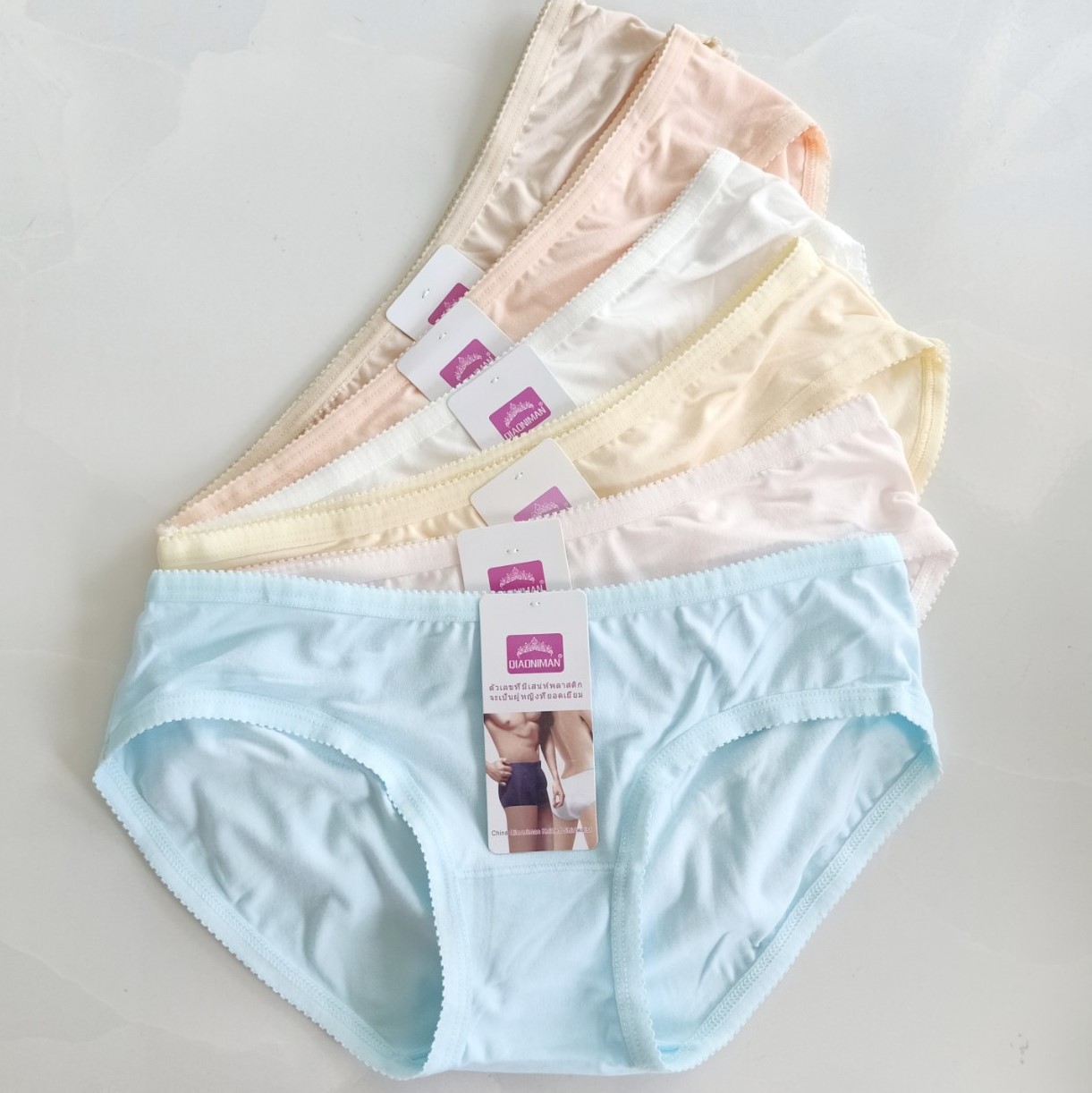 Quần Lót Nữ Cotton Thái Siêu Mịn - Chất Liệu Thấm Hút Và Co Giãn 4 Chiều Tốt