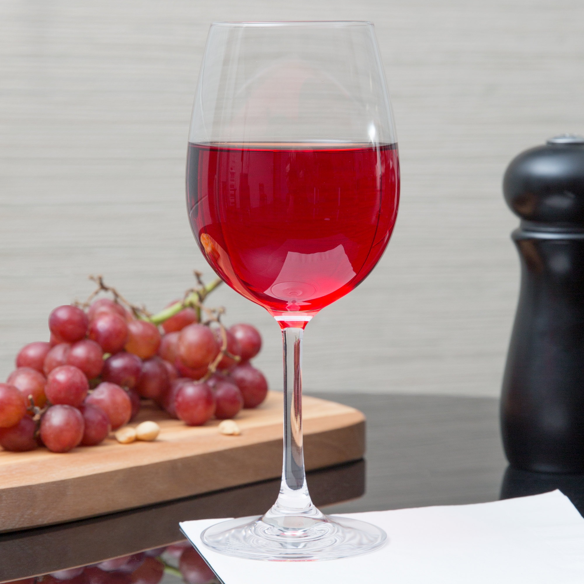 Ly Thủy Tinh Uống Rượu Vang Đỏ Stölzle Lausitz Weinland Red Wine Glass - Kiểu Dáng Hài Hòa - Lý Tưởng Cho Các Loại Rượu Vang Đỏ Cổ Điển