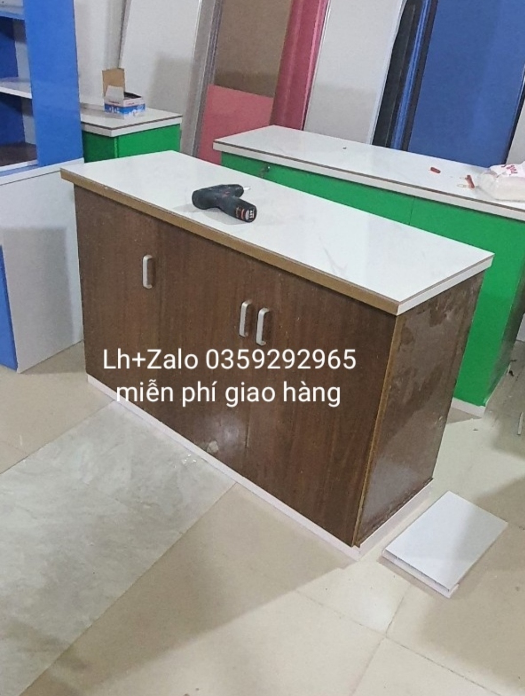Tủ bếp mini nhựa đài Loan mặt gạch