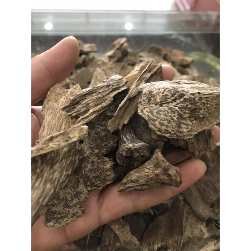 Trầm xông miếng dầu nha trang 0.4 Lạng