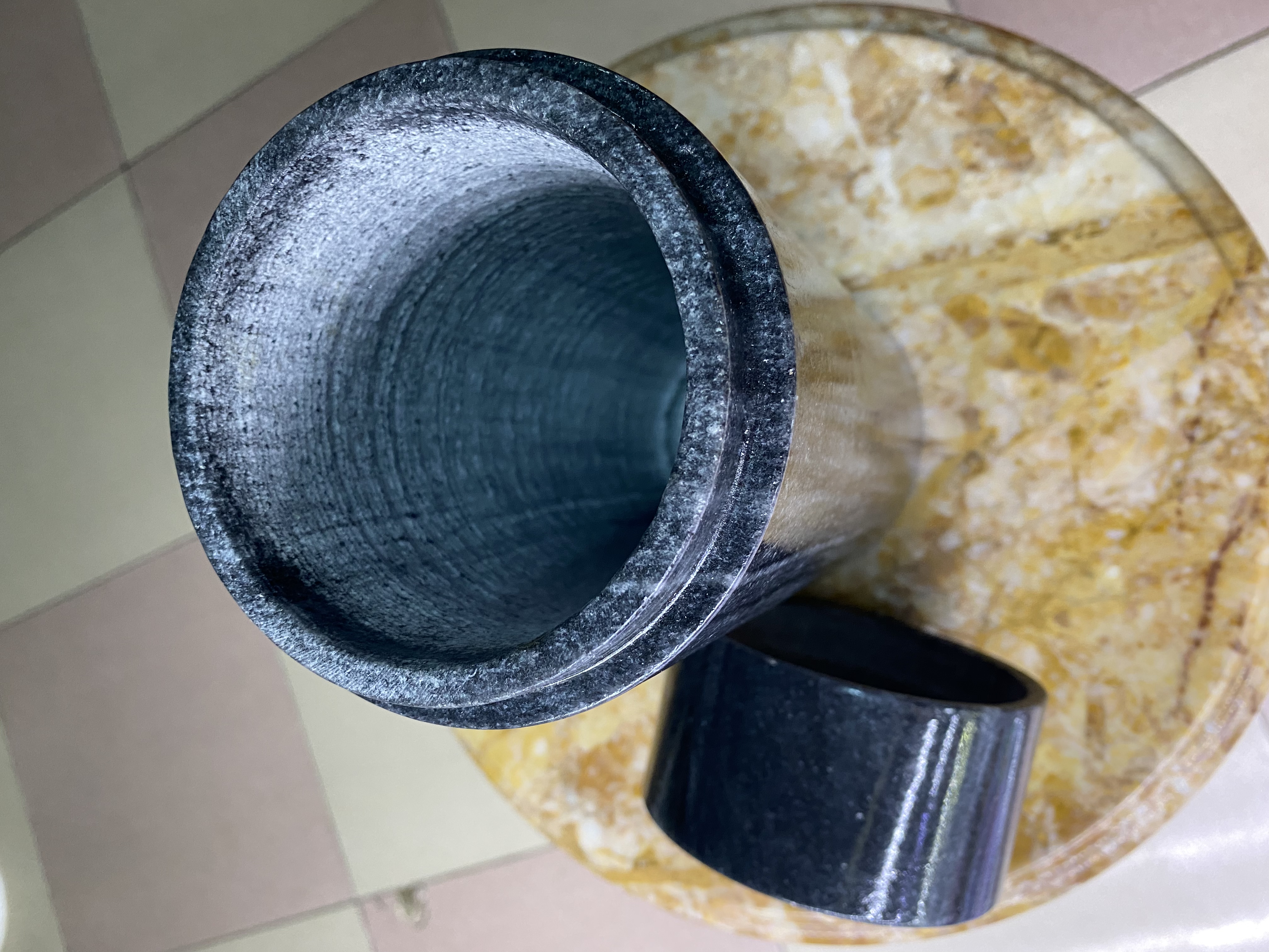 Ống Hương, Ống Đựng Hương Có Nắp Đậy Đá Cẩm Thạch Đen - cao 28.5cm