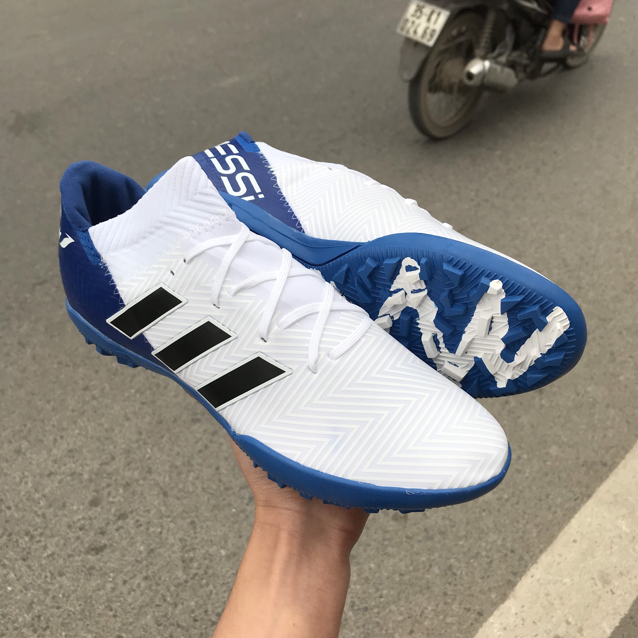 Giày đá bóng Adidass Nemezizz 18.3 TF cao cấp