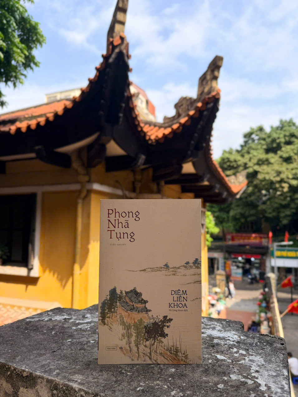 Phong Nhã Tụng - Diêm Liên Khoa