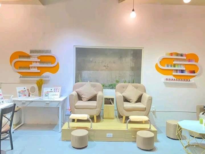 Combo 2 kệ chữ S trang trí phòng nail, cửa hàng spa