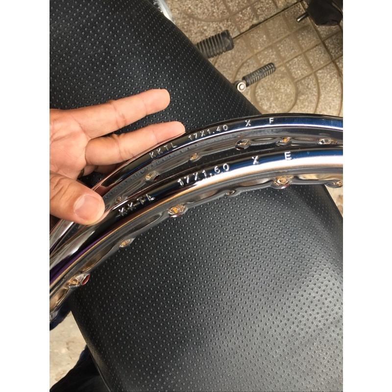 Cặp niềng xe máy